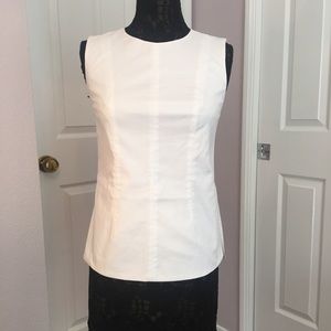 NWOT G.I.L.I. Crisp White Shirt w/ Tuxedo Back